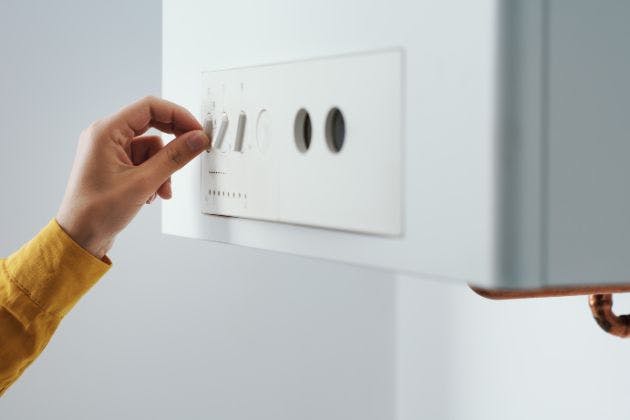 Boiler pressure keeps dropping: causes and safe checks