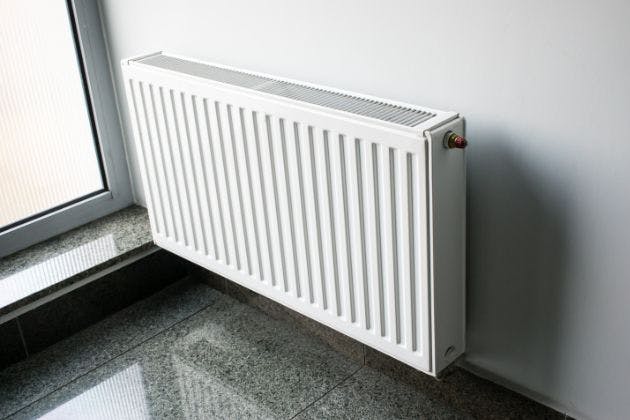 Radiator not heating up? Causes, checks & when to call